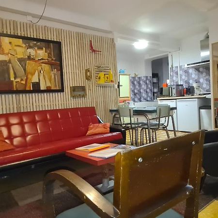 Vintage In Perpignan Apartment Exterior photo